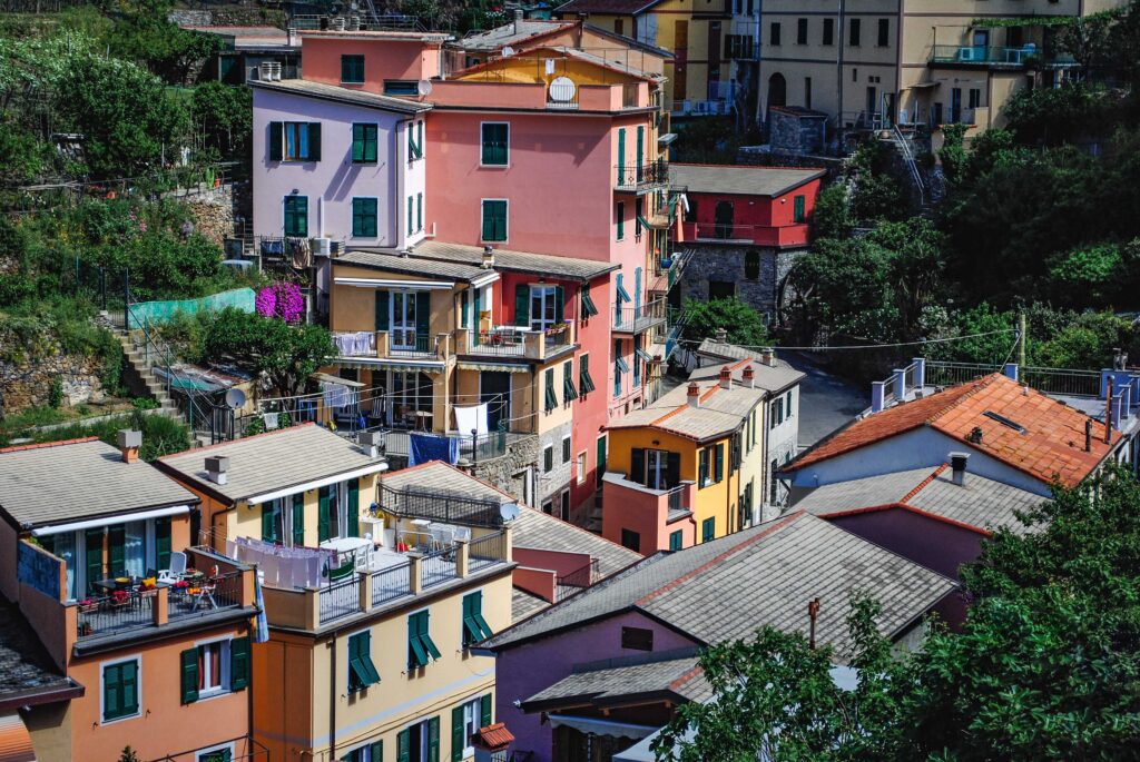 Mediterranean in Little Italy: Pea Shoots, Citrus, and the Italian Riviera