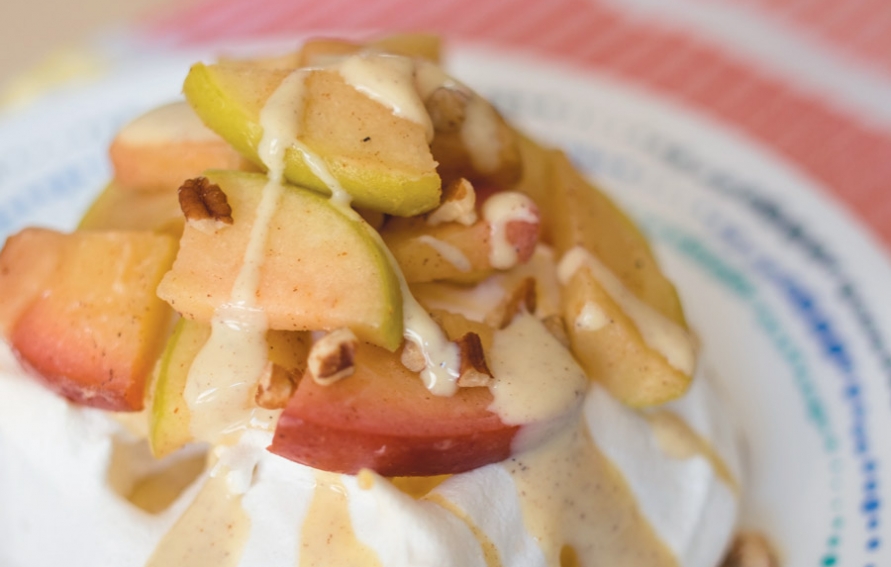 Apple Pavola with Spiced Crème Anglaise