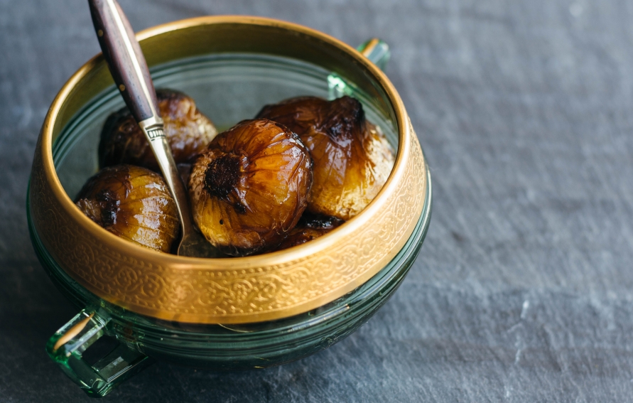 Seasonal Accoutrements: Date Syrup-Braised Cipollini Onions