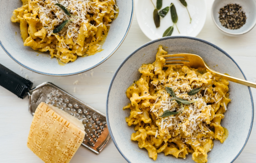 Pasta with Peppery Pumpkin Cream Sauce and Crispy Sage Leaves