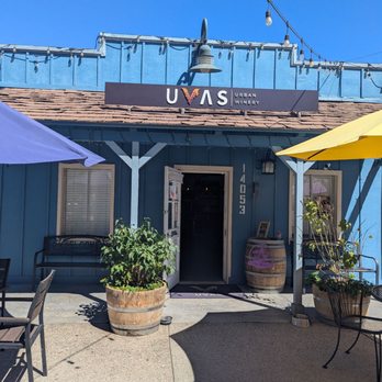Uvas Winery